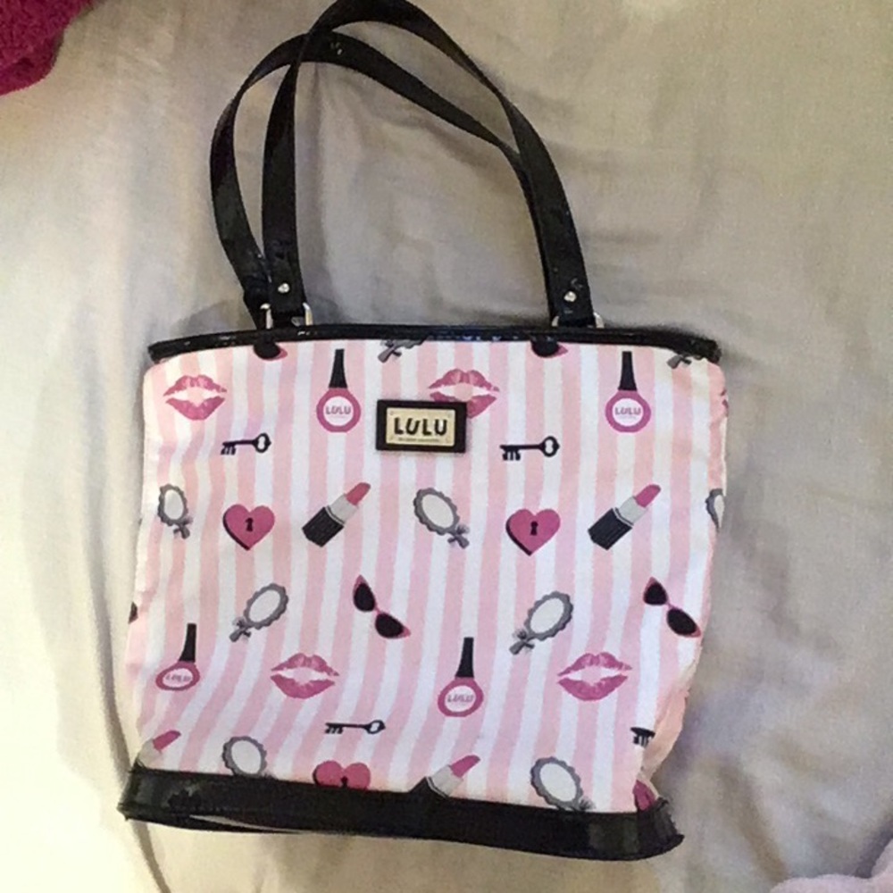 striped purse